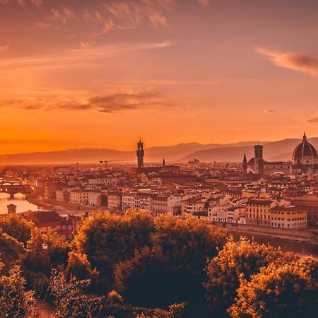 Appartamento Ponte Vecchio Con Posto Auto Su Richiesta Florenţa Exterior foto